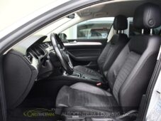Volkswagen Passat 2,0TDi DSG NAVI 2xKOLA - 10
