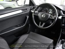 Škoda Superb 2.0TDi DSG TAŽNÉ CANTON - 21