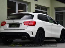 Mercedes-Benz GLA - 4