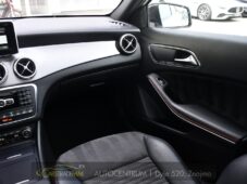 Mercedes-Benz GLA - 22