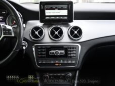 Mercedes-Benz GLA - 21
