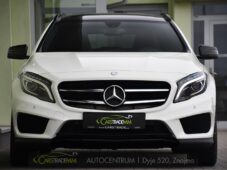 Mercedes-Benz GLA - 7