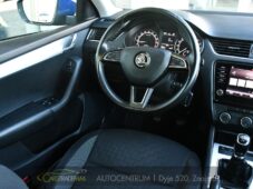 Škoda Octavia 1,6TDi MT CARPLAY TAŽNÉ - 19