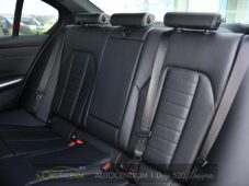 BMW Řada 3 320D xD M-SPORT ČR 1.M HUD H/K - 13