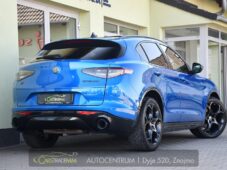 Alfa Romeo Stelvio 2.0 Turbo 16V 206kW Veloce AT8 - 4
