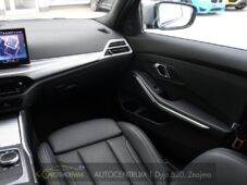 BMW Řada 3 320d xDrive M-SPORT 3L-ZÁRUKA - 22