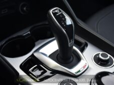 Alfa Romeo Giulia 2.0T 16V 206kW VELOCE AT8 Q4 - 32