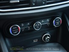 Alfa Romeo Stelvio 2.2D 16V 154kW Veloce AT8-Q4 - 32