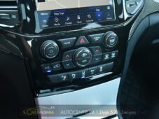Jeep Grand Cherokee 6.2 V8 TRACKHAWK ČR 1M - 29