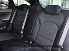 Hyundai i30 1,6CRDi STYLE AUTOMAT - 13