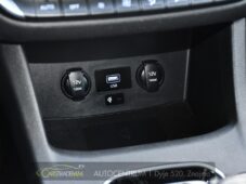 Hyundai i30 1,6CRDi STYLE AUTOMAT - 31