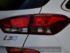 Hyundai i30 1,6CRDi STYLE AUTOMAT - 47