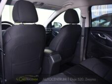 Hyundai i30 1,6CRDi STYLE AUTOMAT - 11